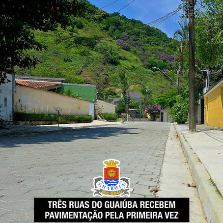 Três ruas do Guaiúba recebem pavimentação pela primeira vez