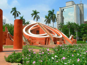 A Traveler’s Guide to Jantar Mantar Jaipur: What to See and Know