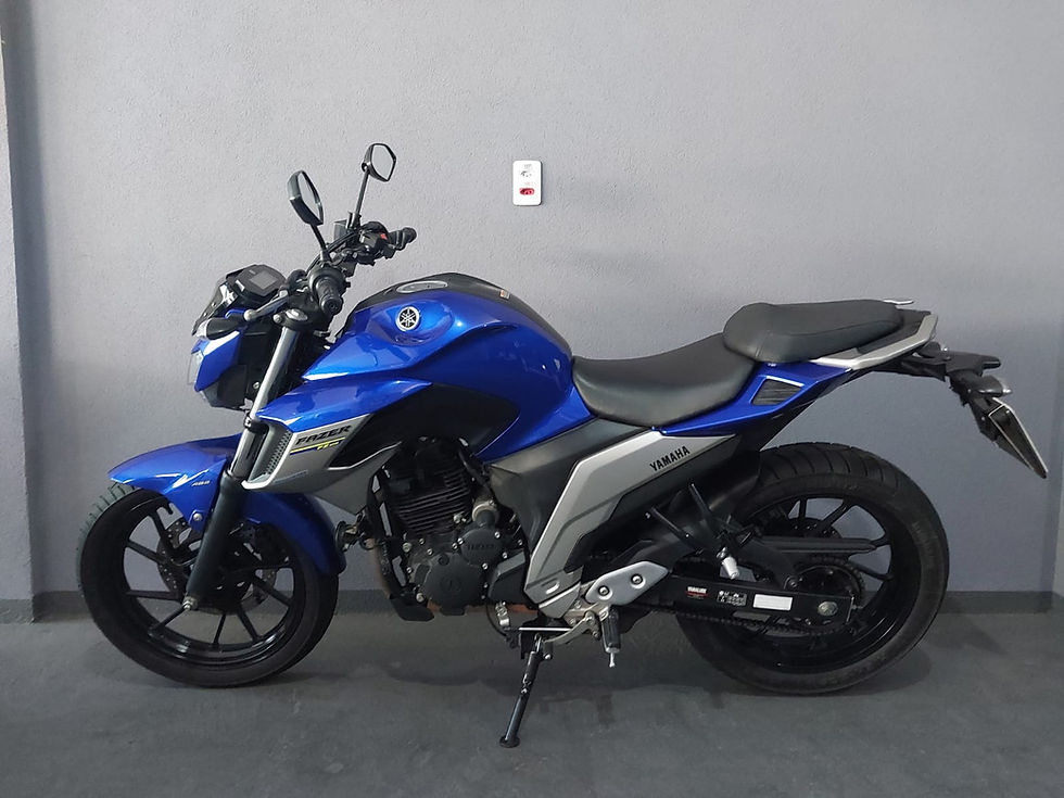 Miniatura: Yamaha FZ25 Fazer 2021
