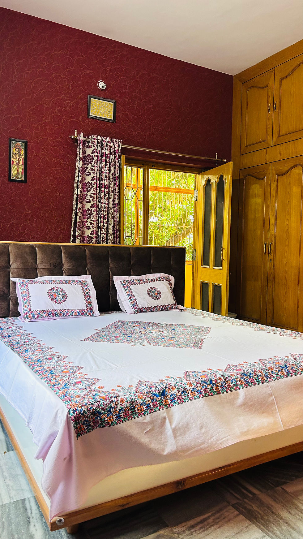 Thumbnail: Handpainted Madhubani Double Bedsheet 