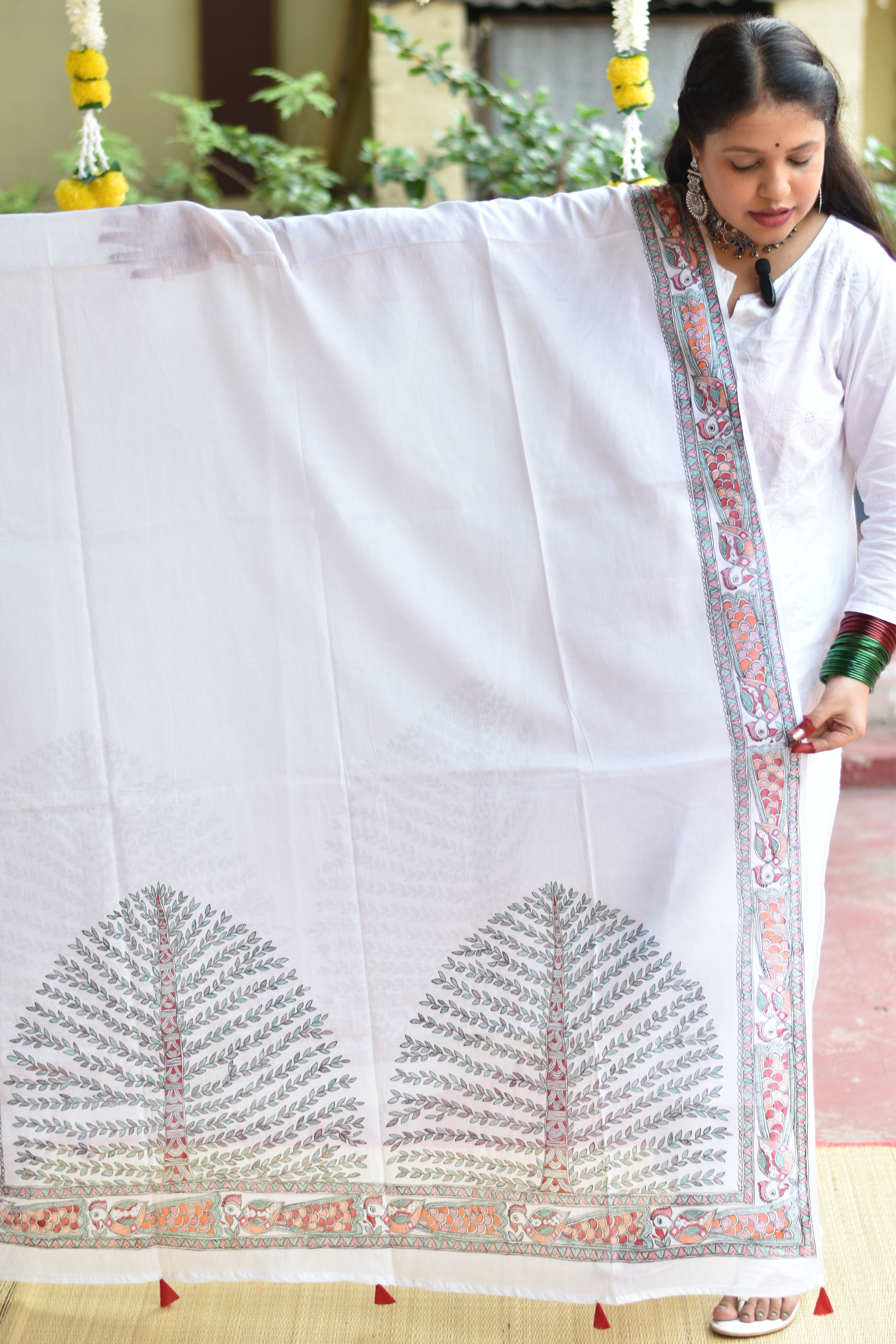 Geetanjali : Hara Bagan Handpainted mul cotton dupatta