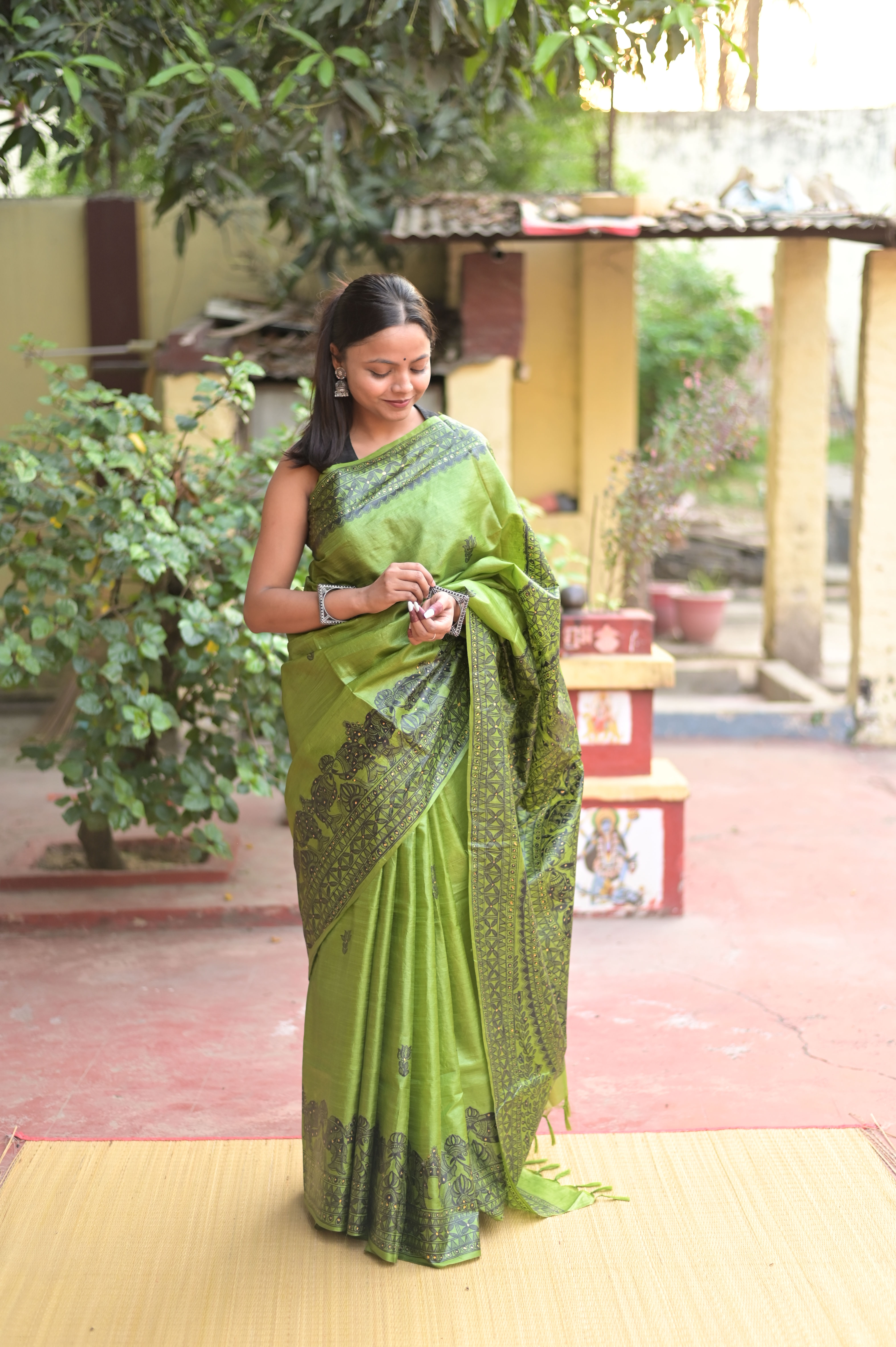 Hari Aangan Handpainted Madhubani Bhagalpuri Silk Saree
