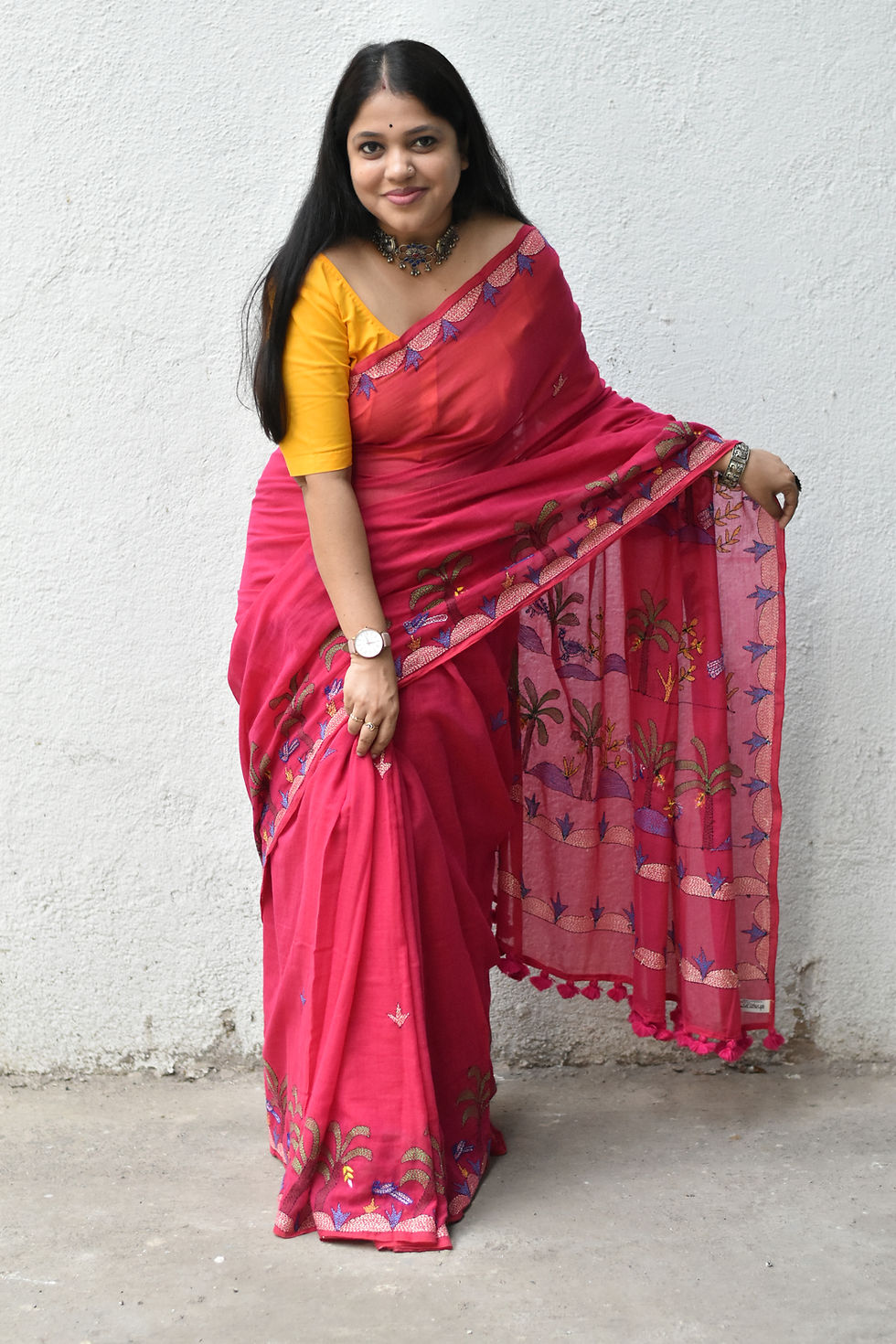 Thumbnail: Gulabi Geet Hand Embroidered ‘Sujani’ Mul Cotton Pink Saree