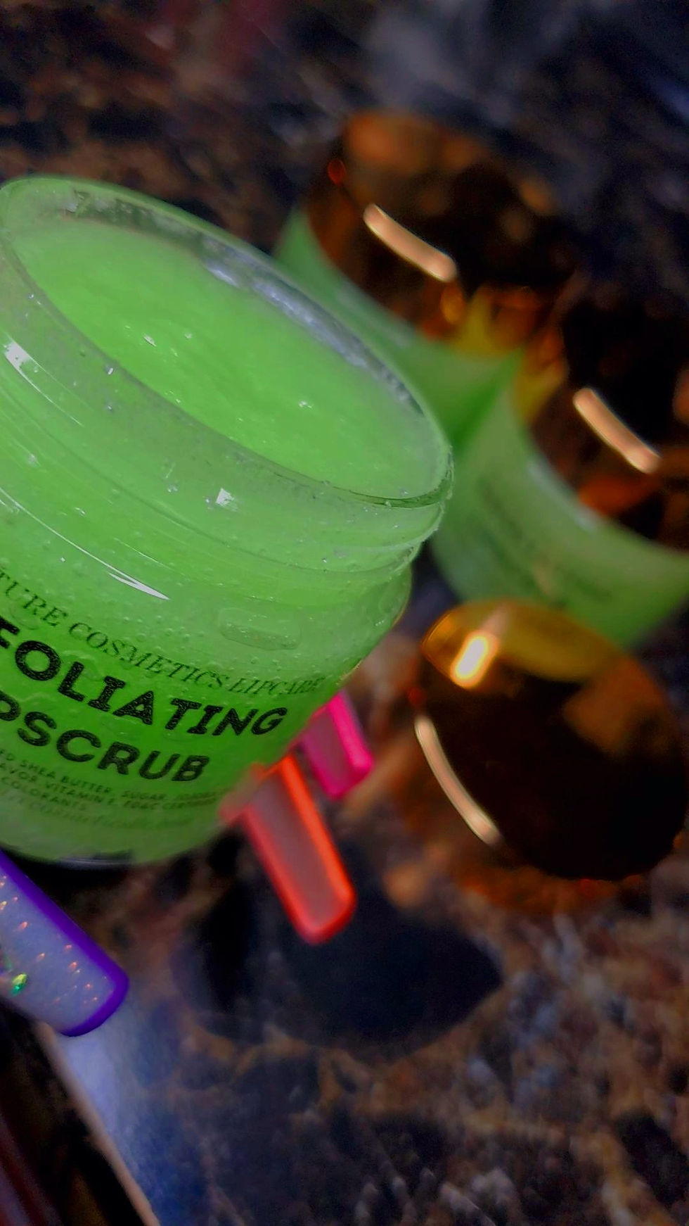 Thumbnail: Exfoliating Lipscrub 