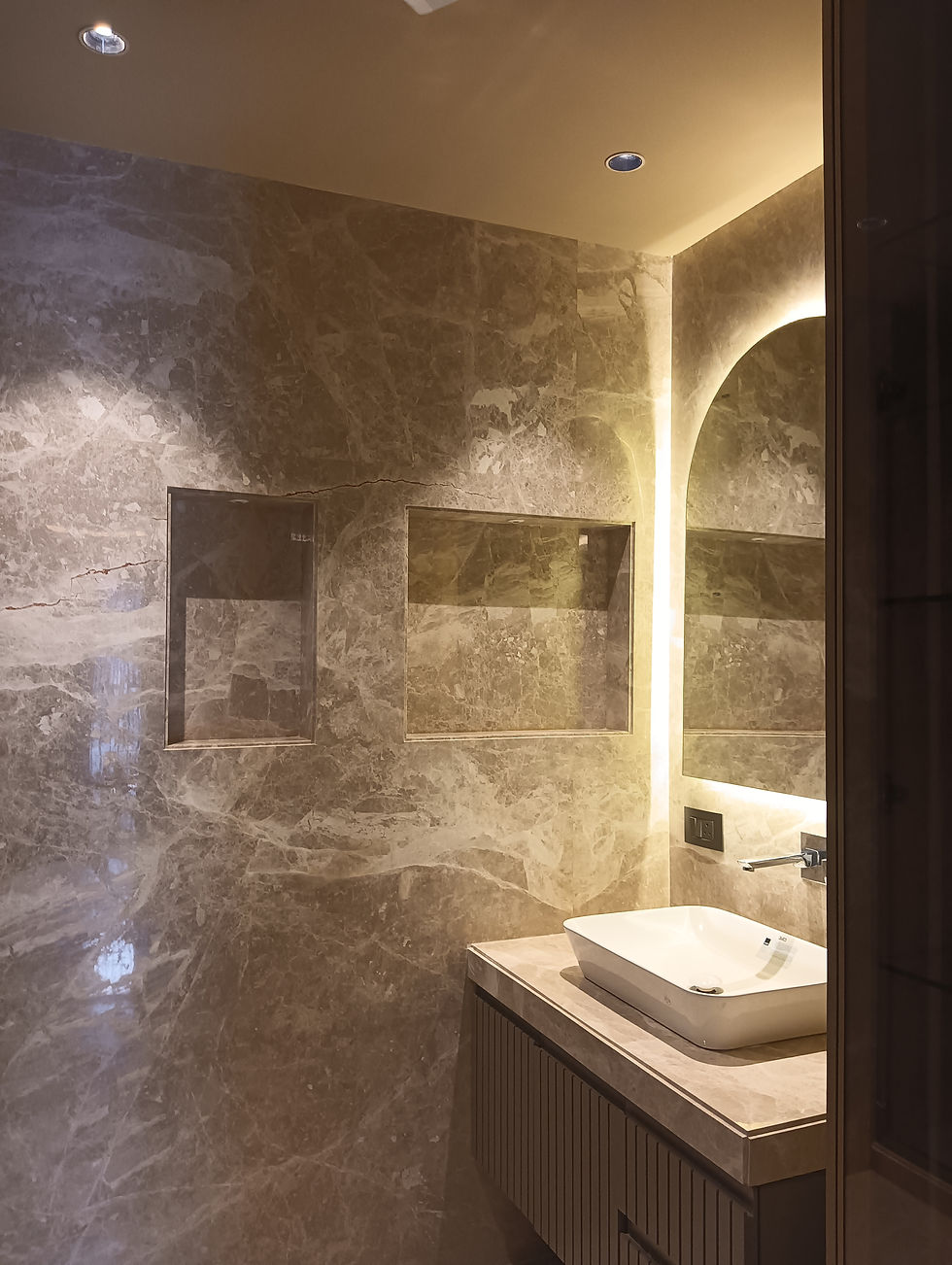 Book Park Facing 4 BHK Second Floor In Neeti Bagh, South Delhi