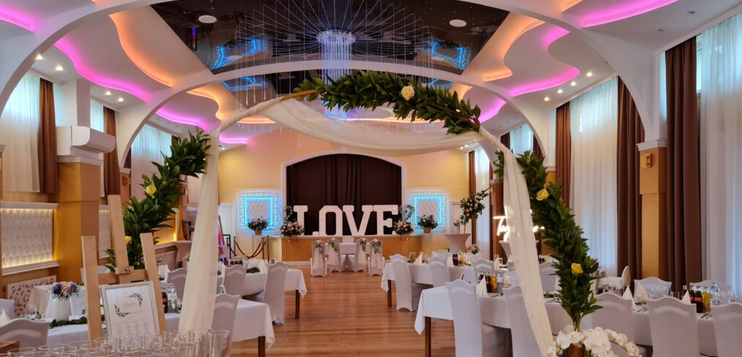 Hochzeit im Großen Schutzhaus Rosental in Wien – Hochzeits-DJane Coffeebeats ❤️🎧