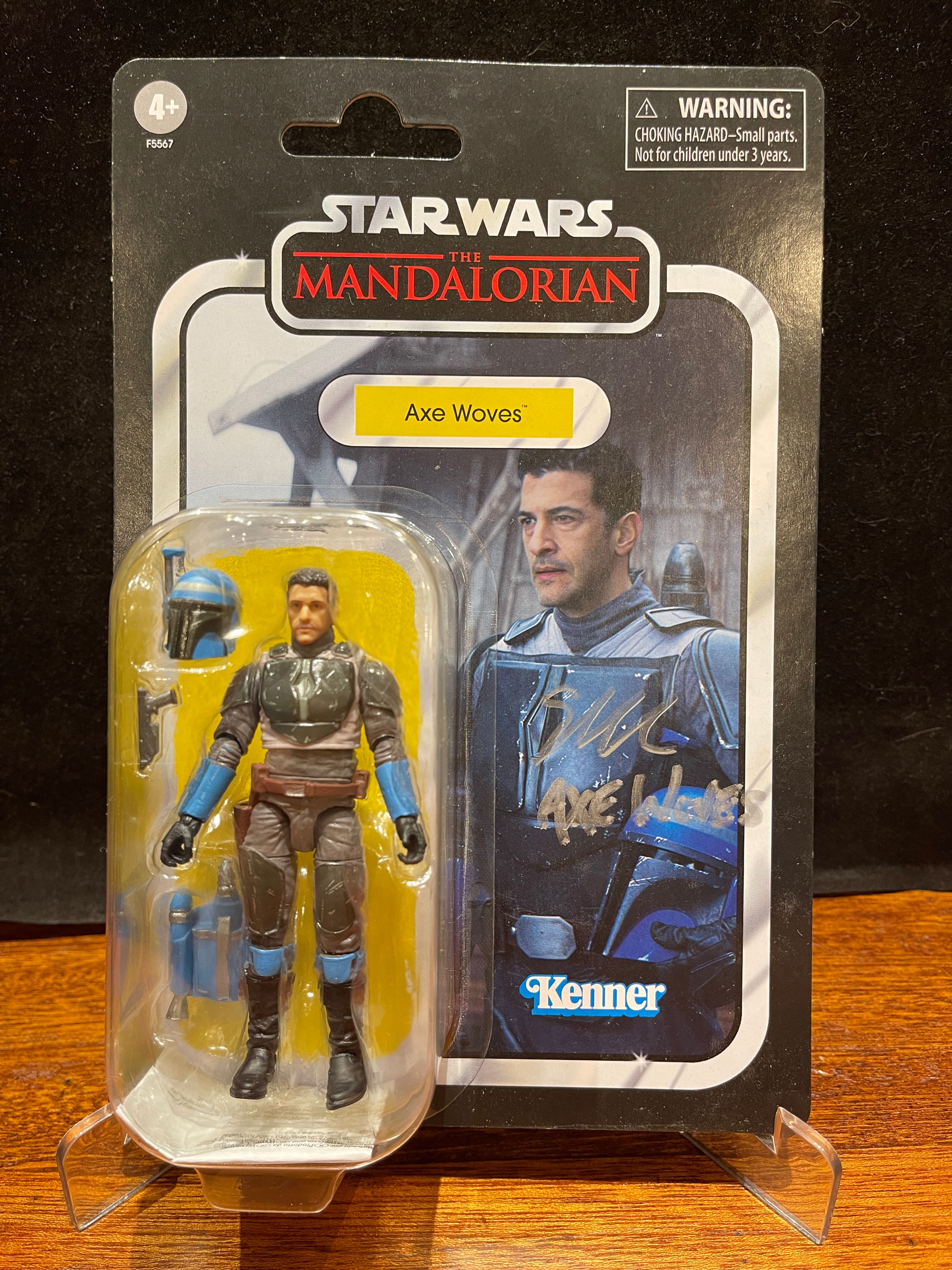 Autographed Star Wars Vintage Collection AXE WOVES VC228 by Simon Kassianides