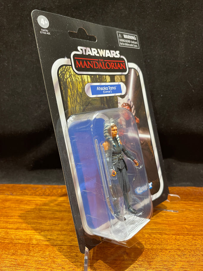 Action figure: Star Wars Mandalorian Axe Woves