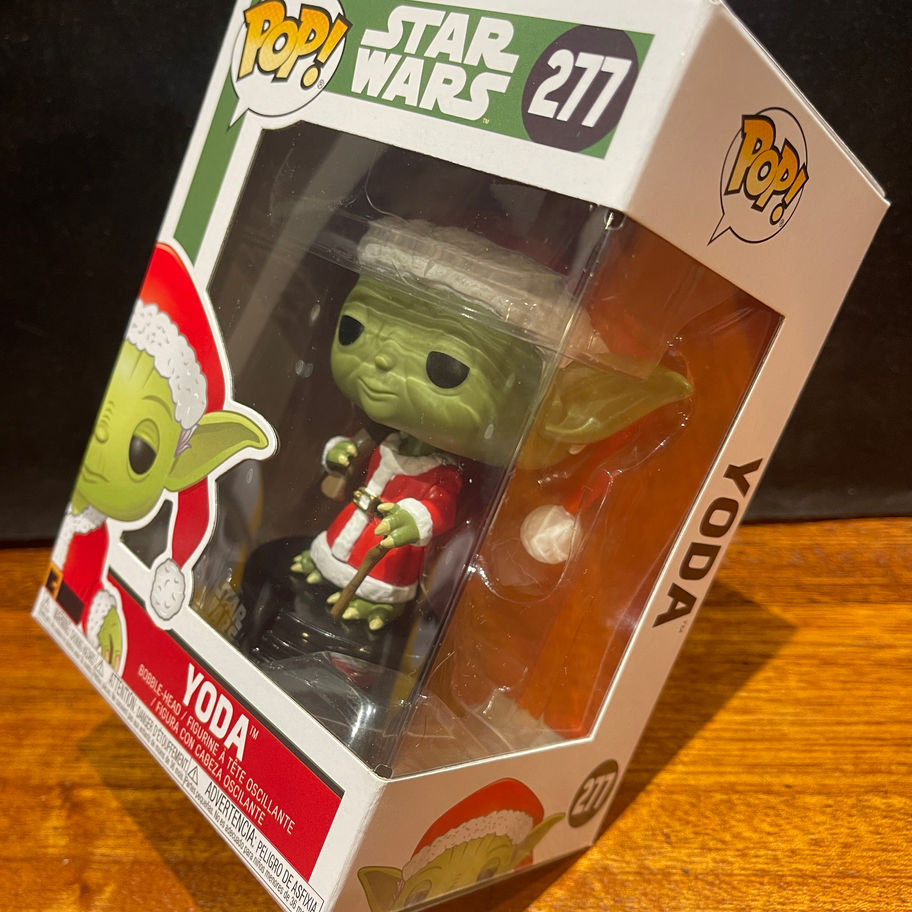 POP! HOLIDAY YODA CLAUS