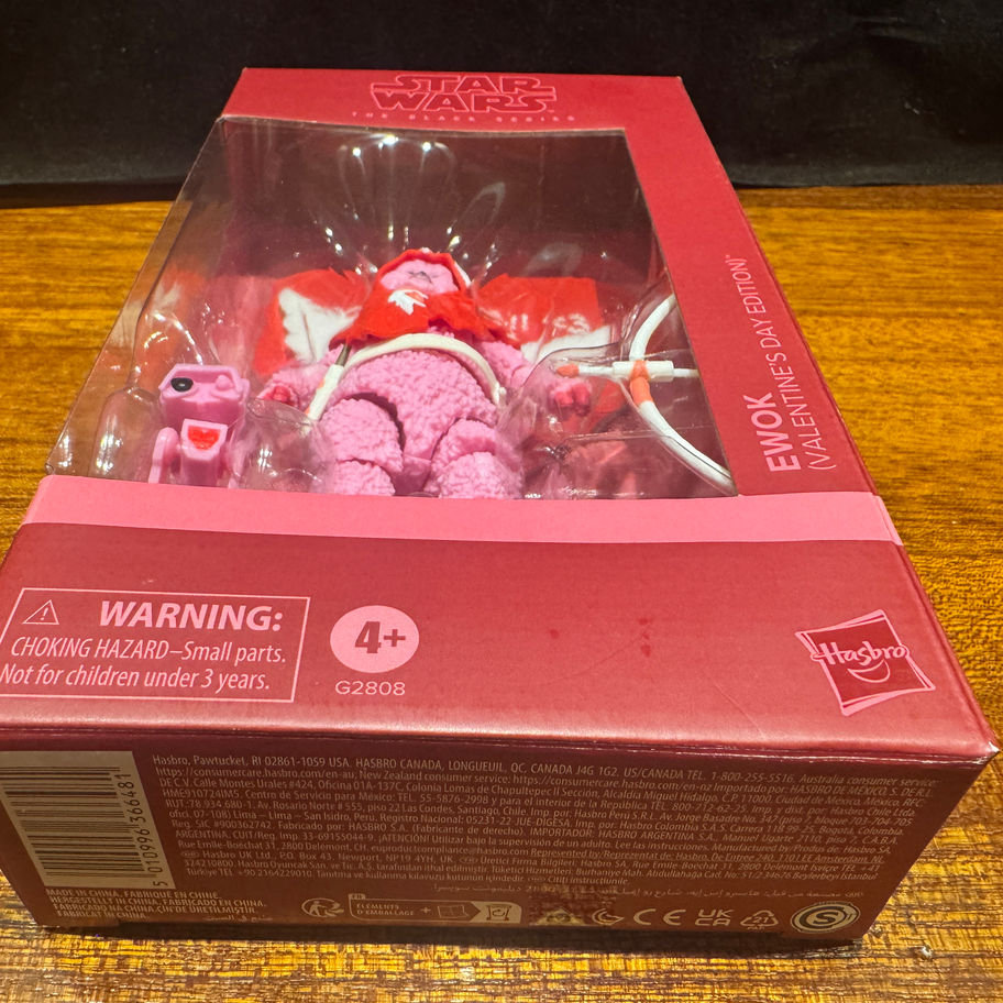 STAR WARS Black Series EWOK (VALENTINE'S DAY EDITION) 6" Action Figure