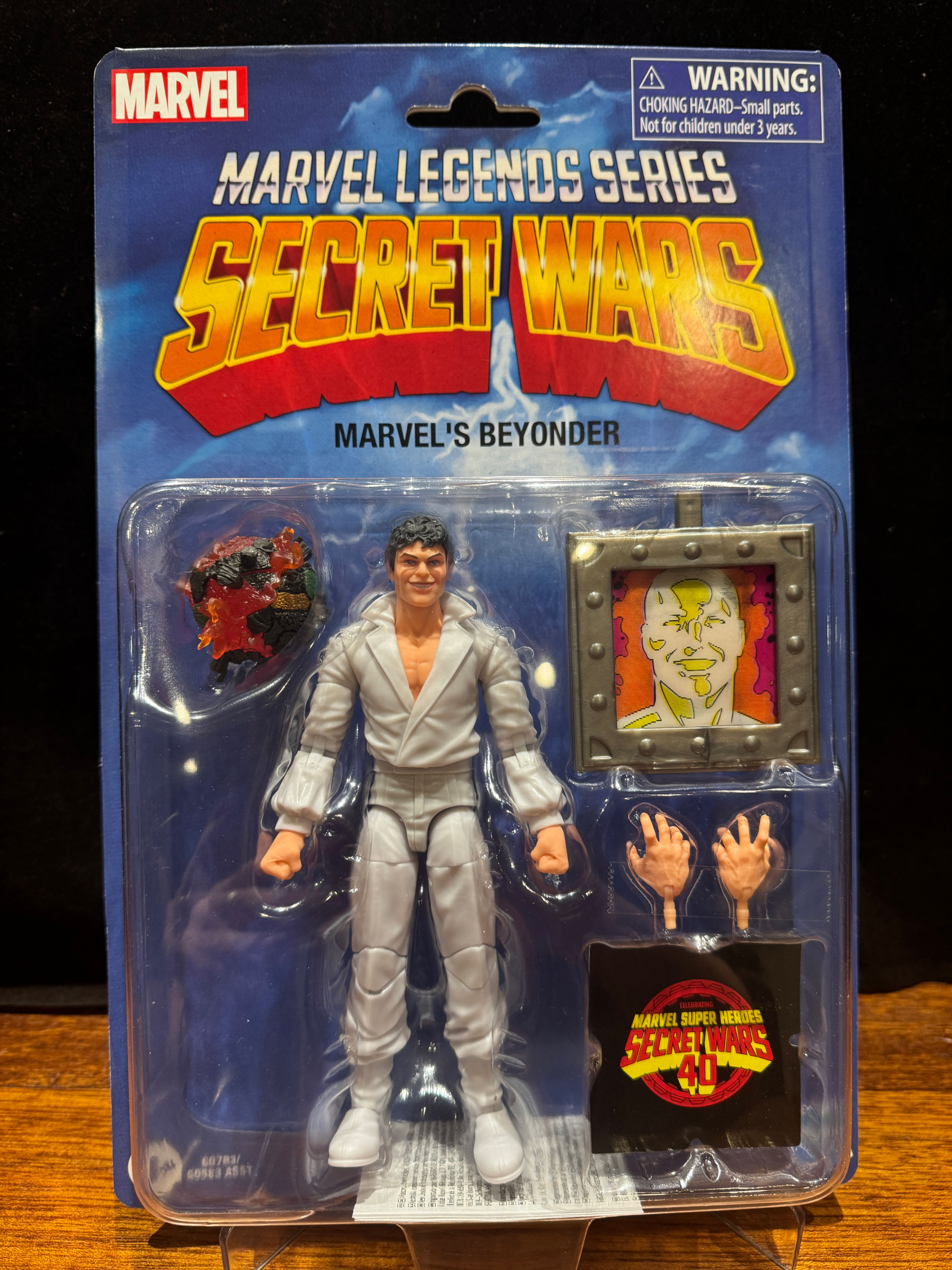 SECRET WARS Marvel Legends BEYONDER 6-Inch Action Figure