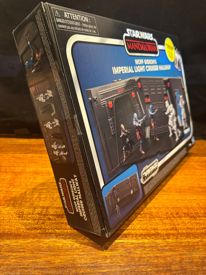 STAR WARS Vintage Collection MOFF GIDEON'S IMPERIAL LIGHT CRUISER HALLWAY