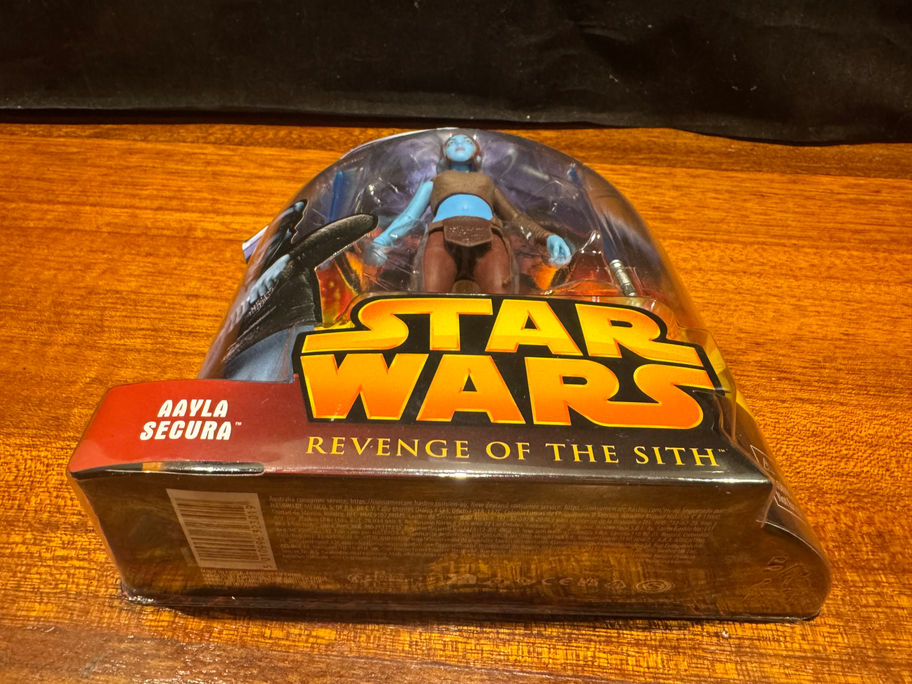 STAR WARS Black Series AAYLA SECURA (REVENGE OF THE SITH) 6" Action Figure