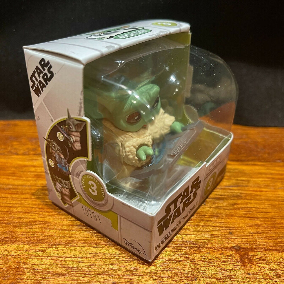 Miniatura: Grogu Star Wars collectible figure in box