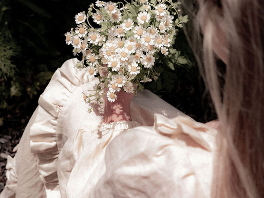 5 Tips to Tap Into Your Feminine Energy