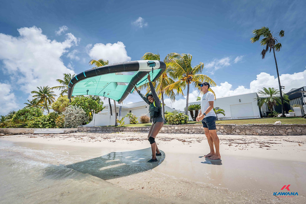 Débutant en wingfoil qui apprend dans un décors paradisiaque en Guadeloupe