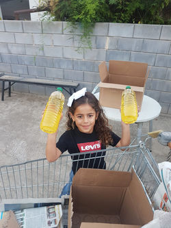 חסדי תומר - תשרי 2018 - 23 חלוקת סלי המז