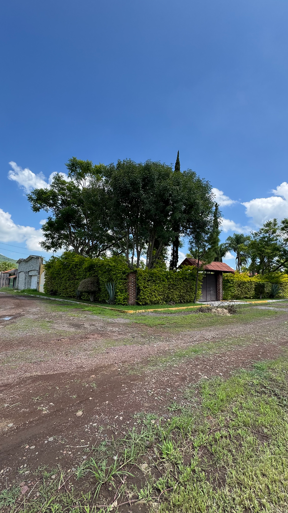 Miniatura: Terrenos para Quinta adelante de Club La Hacienda