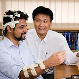 (Left) NTU Senior Research Fellow Dr Joh