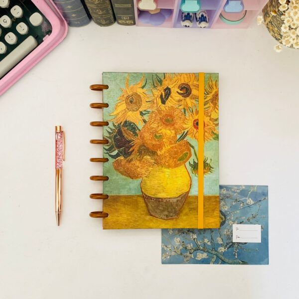 agenda disco 2026 Van gogh Girassois.jpeg