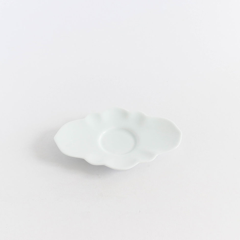 Thumbnail: Saucer, Blossom