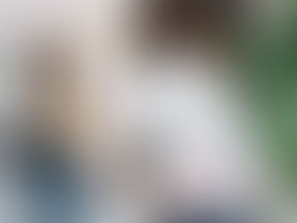 Cardkive presents a beautiful list of sentimental gifts for mom that will up your gift-giving game this Mother's Day.