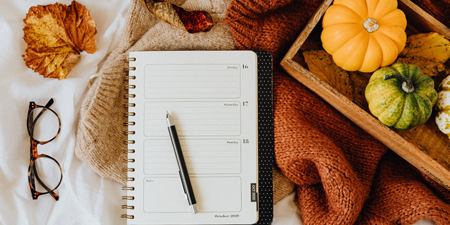 Artkive's decluttering tips are here just in time for the fall season - get ahead of the holidays.
