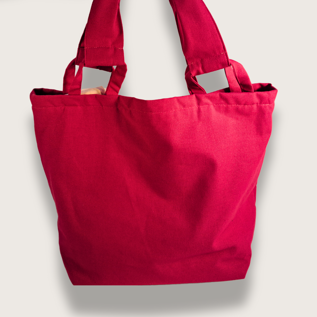 Sac cabas rouge intérieur bleu – Élégance et contraste
