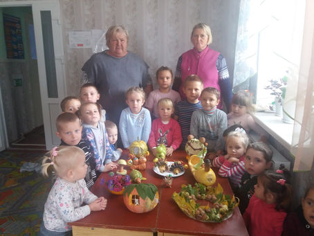 Виставка виробів з природного матеріалу
