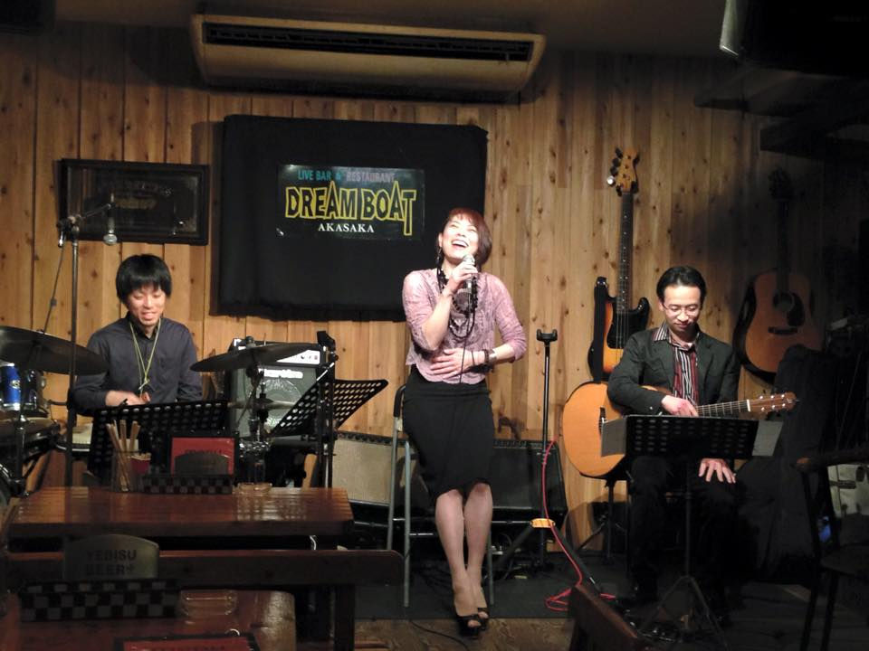 轟かおりtrio.jpg
