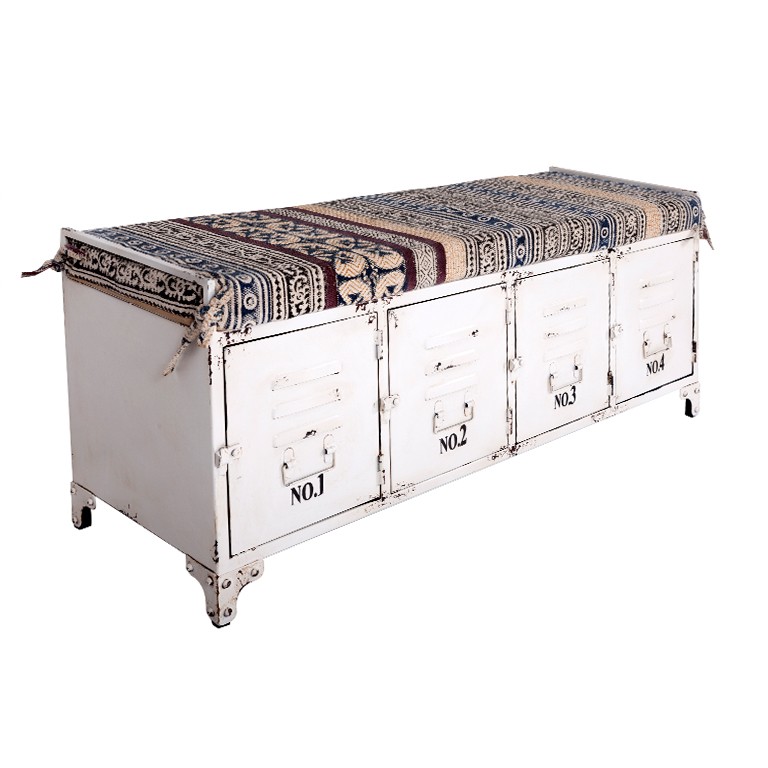 IAIC821_120X41X52_€550,00