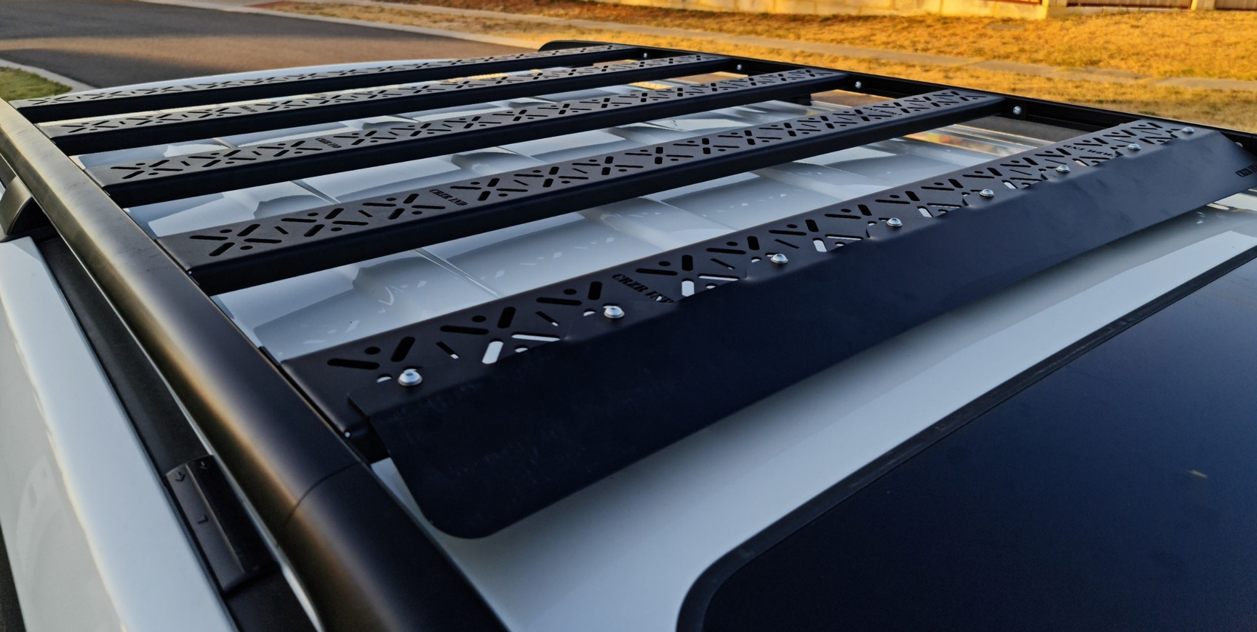 Landcruiser 200 Series Stainless Steel Low Profile Roof Rack Kit