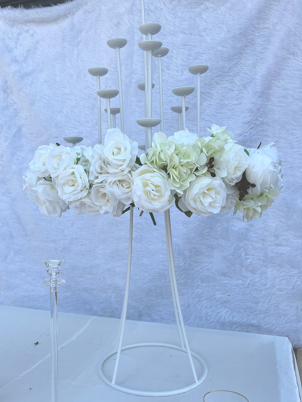 Thumbnail: Metal Candle Holder