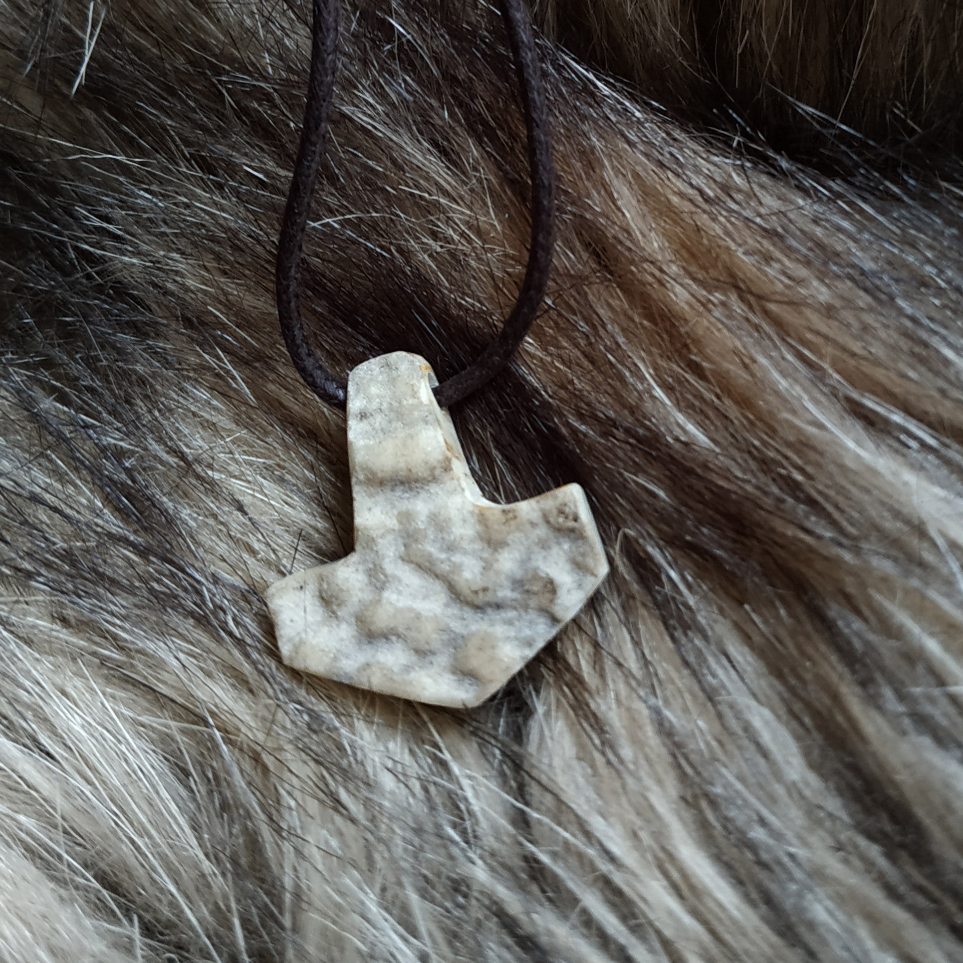 Deer Antler Mjölnir Pendant