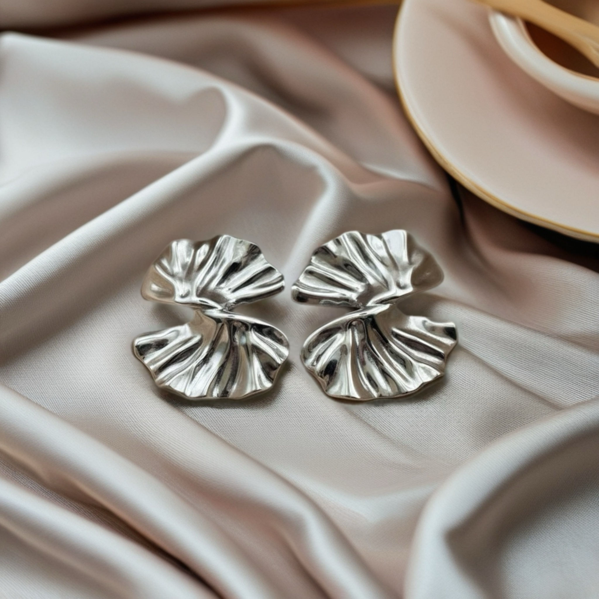 Mila - Ατσάλινα σκουλαρίκια