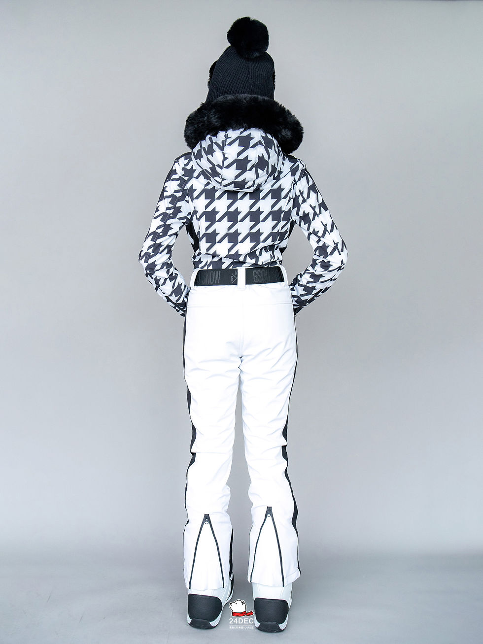 ภาพขนาดย่อ: เช่าชุดสกี หญิง รุ่น SNOWMASS