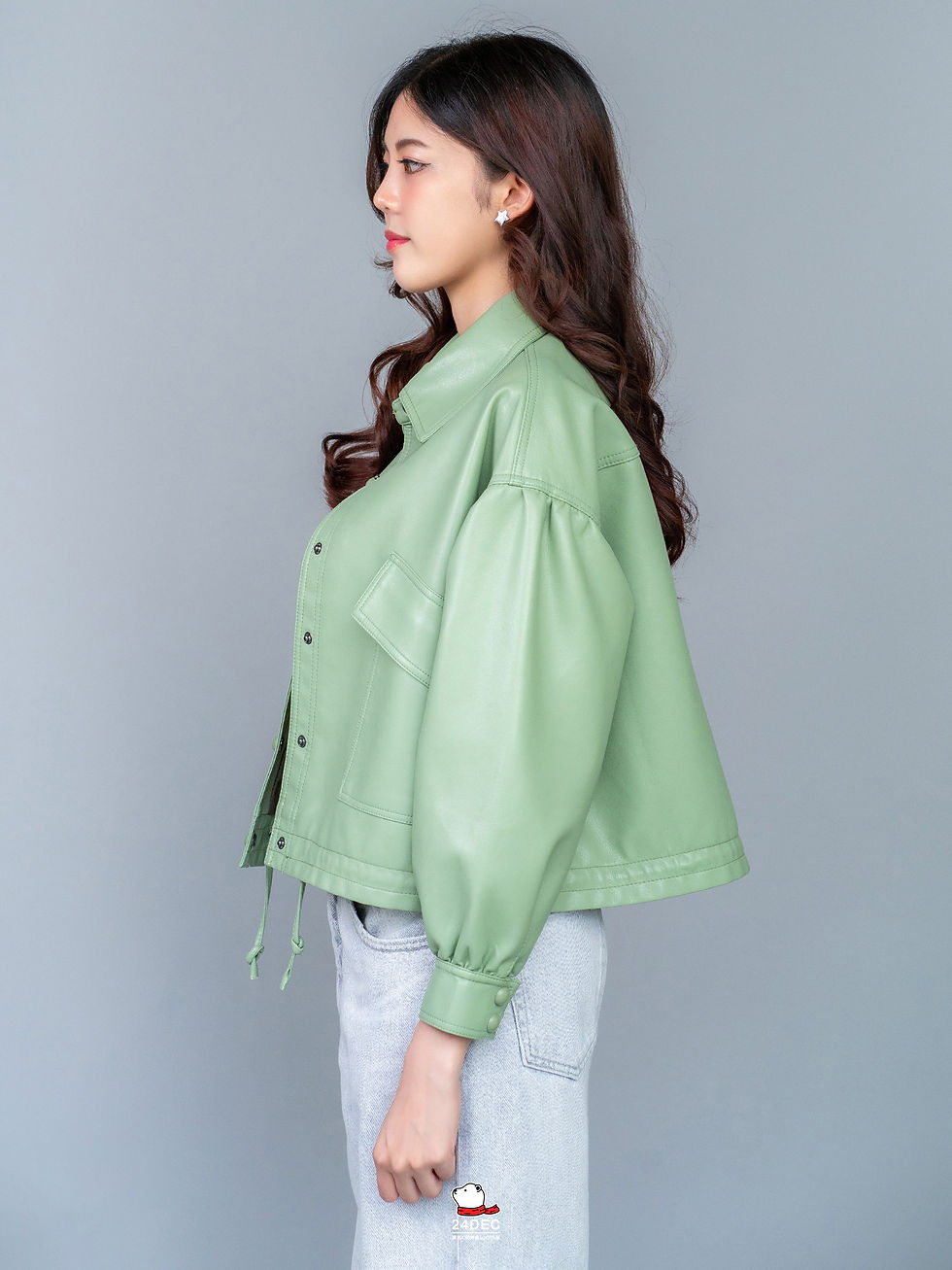ภาพขนาดย่อ: เช่าเสื้อแจ็คเก็ต หญิง รุ่น SAGE สี เขียว