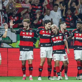 Em noite de golaços, Rubro-Negro faz 2 a 1 e vai às quartas de final
