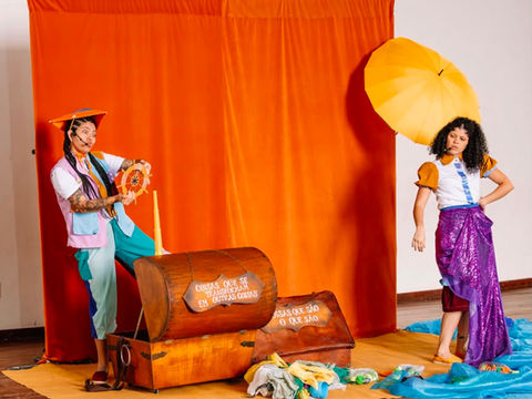 SOBRE ARTE, CULTURA E LIXO: ESPETÁCULO TEATRAL DO PROJETO RODA-RODA PASSA POR TRÊS ESTADOS BRASILEIROS; CHEGOU A VEZ DE ESTÂNCIA (SE)