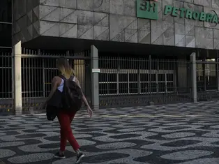PETROBRAS DIZ QUE PODE REDUZIR IMPACTO DA ALTA DO PETRÓLEO NO BRASIL
