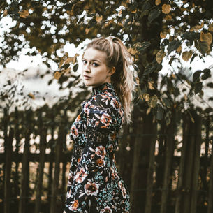 Emily Koko Delivers a Raw and Resonant Triumph With “Tired,” a Vocal Masterclass That Absolutely Shines