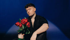 TYYE returns with new single "whole thing" and connects with us for an intimate look into his next era