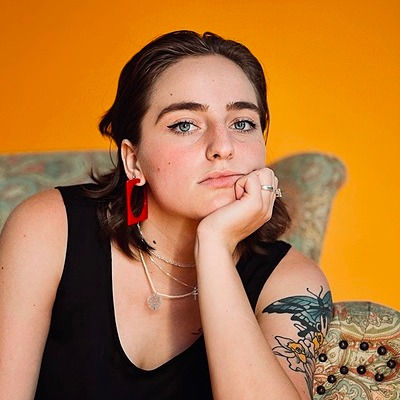 Craig Claro review Tess' latest release for Cage Riot music blog The Cage.