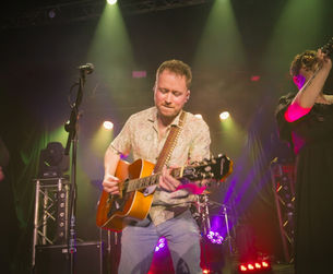 Johnny Barr Wields Vocal Fire and Passion in the Explosive “Break the Fall"