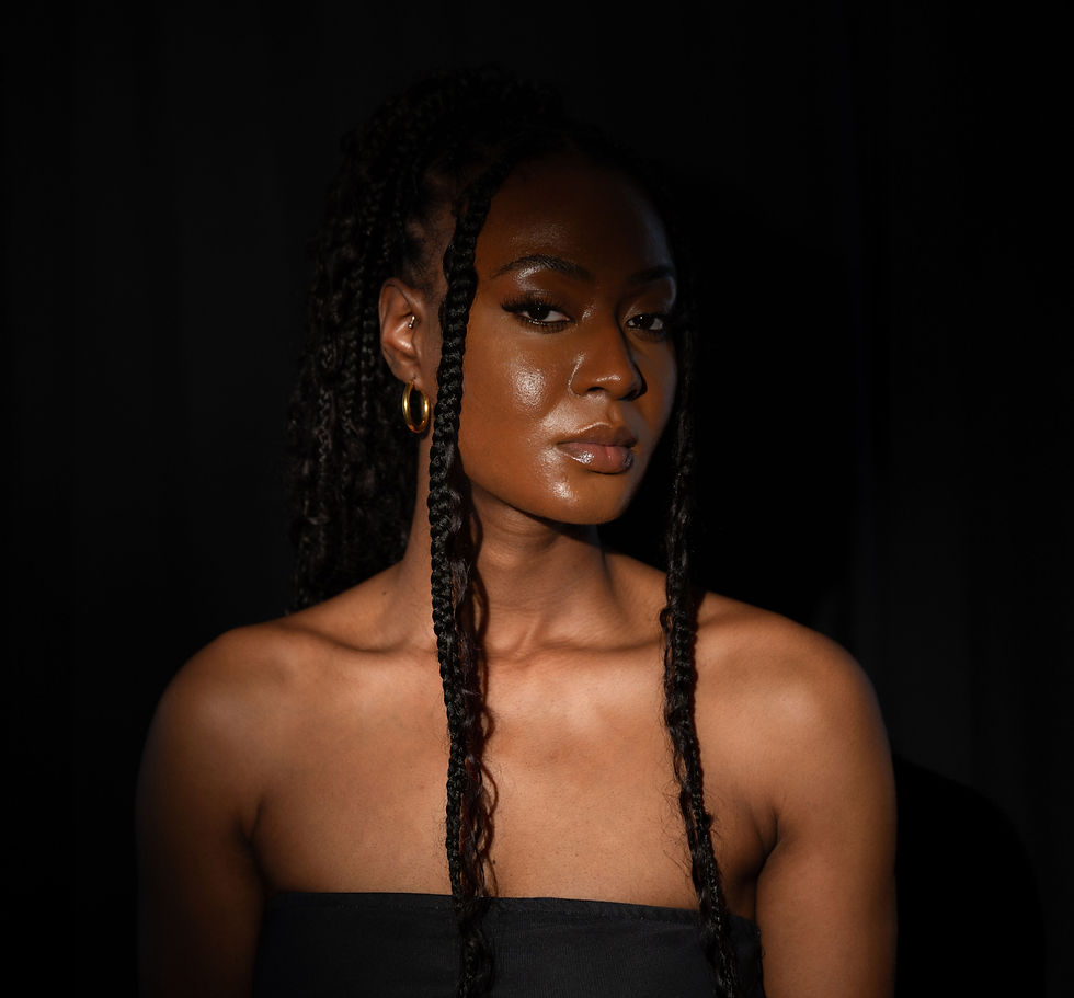 Moniah - The Cage, a music blog powered by Cage Riot