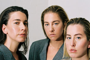 HAIM Takes Bold New Steps with Their Genre-Defying Album "Women in Music Pt. III" – A Fusion of Raw Emotion, Rock, and R&B