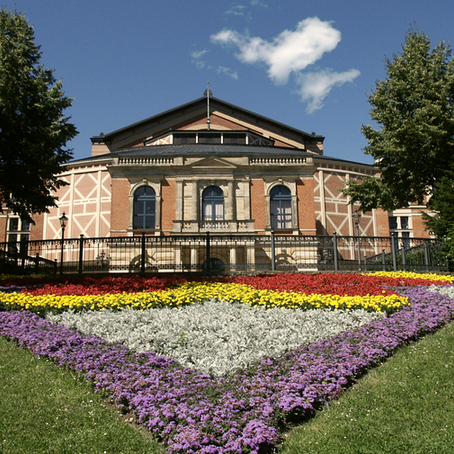 "Tristan und Isolde" at the Bayreuth Festival: A Review in Photos