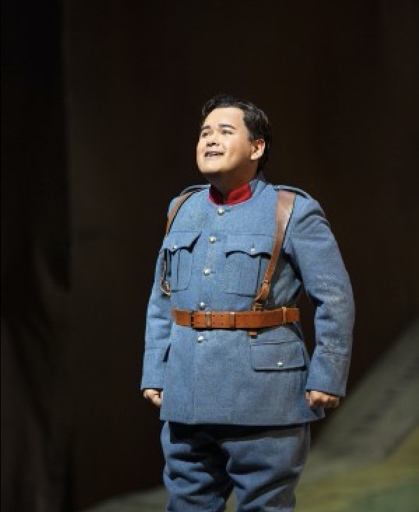 Javier Camarena in a performance of Donizetti's La Fille du Regiment