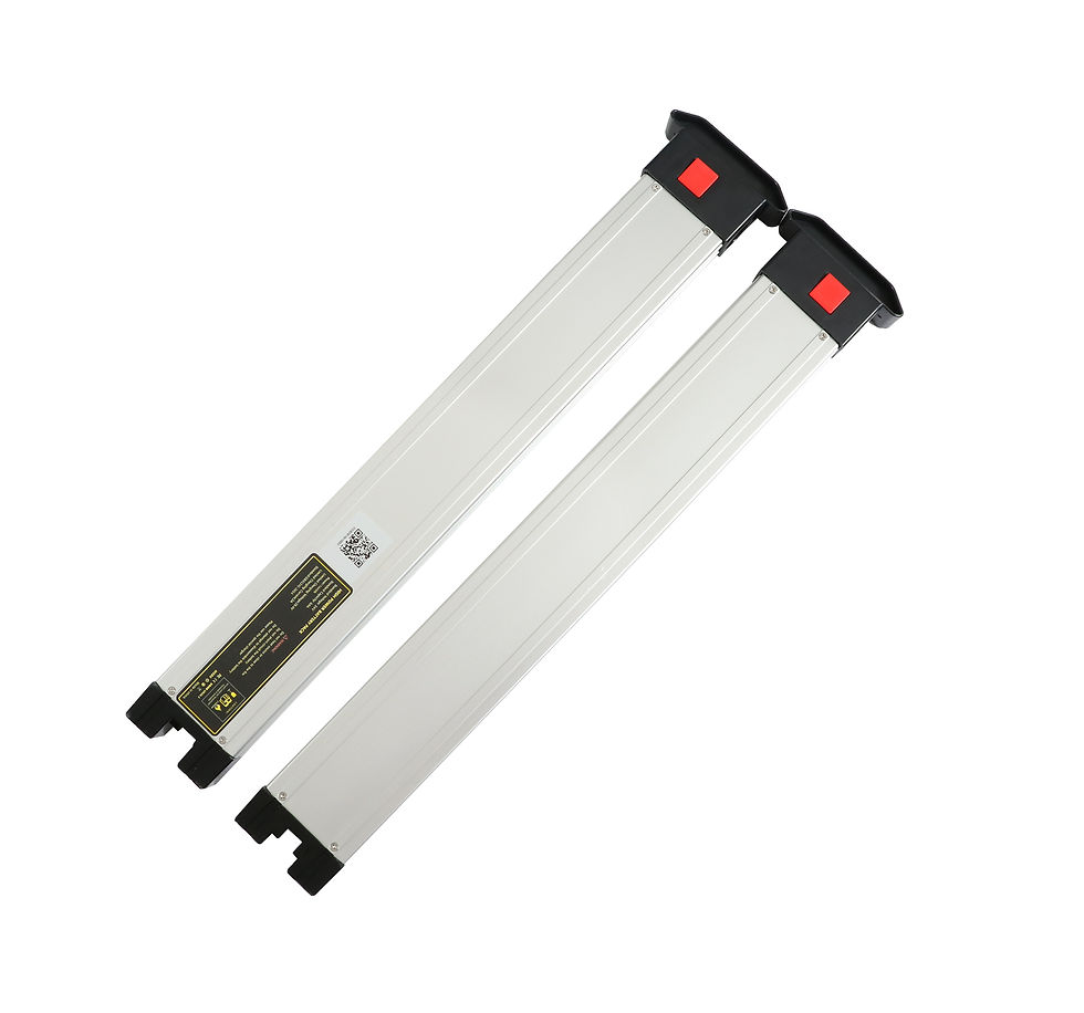 Thumbnail: Ranger Magnum: Heavy Duty (Holds 660lbs - 22"-26" Seat) Folding Power Wheelchair