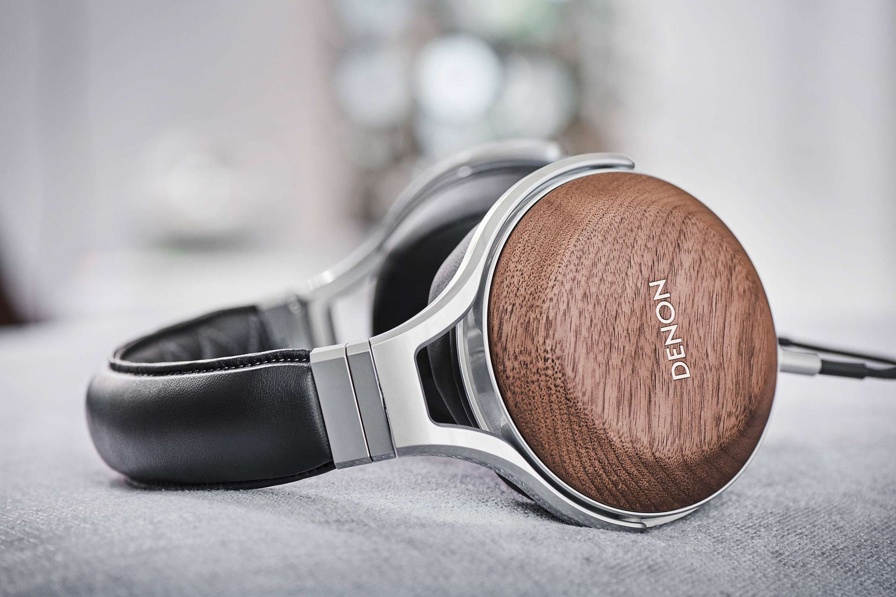 denon-ah_d7200-detail_04.jpeg